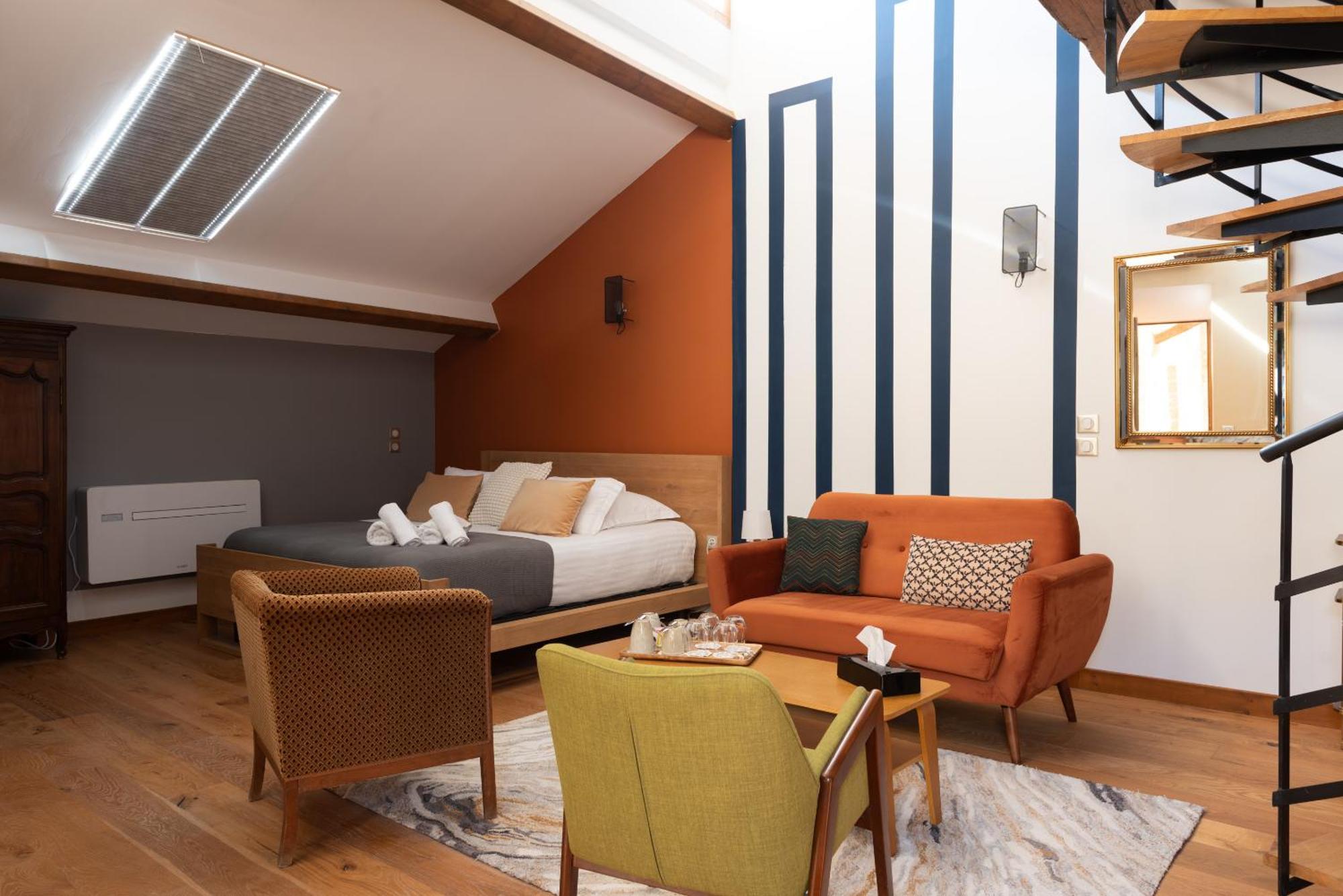 La Maison D'En Bas Des Seigneurs Cucuron Room photo